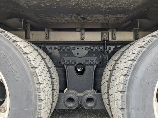 日野 プロフィア 2DG-FW1AHC(2WD)の写真33