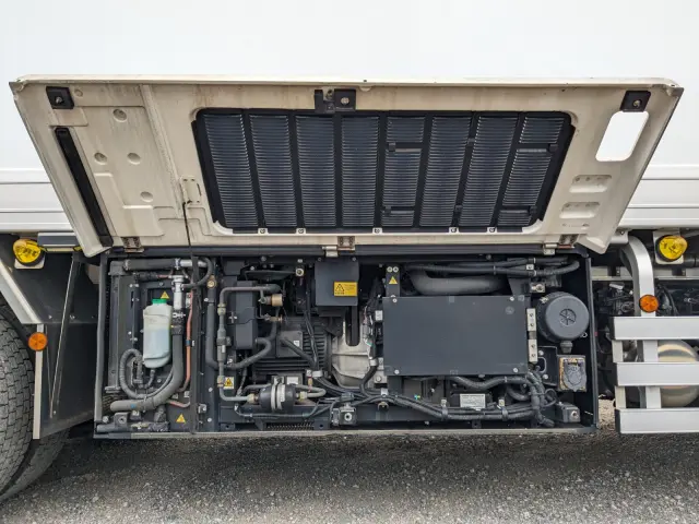 日野 プロフィア 2DG-FW1AHC(2WD)の写真36