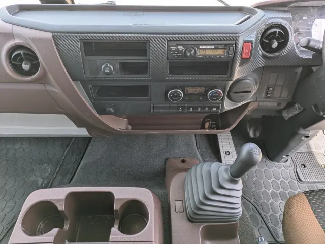 日野 レンジャー 2KG-FD2ABG(2WD)の写真26