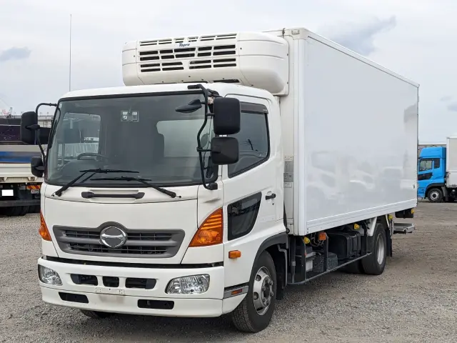 日野 レンジャー TKG-FC9JJAA(2WD)の写真1