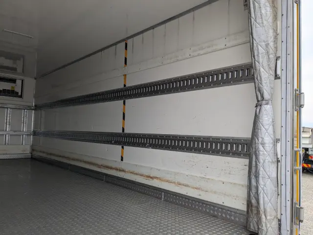 日野 レンジャー TKG-FC9JJAA(2WD)の写真18