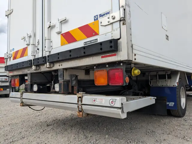 いすゞ フォワード TKG-FRR90S2(2WD)の写真7