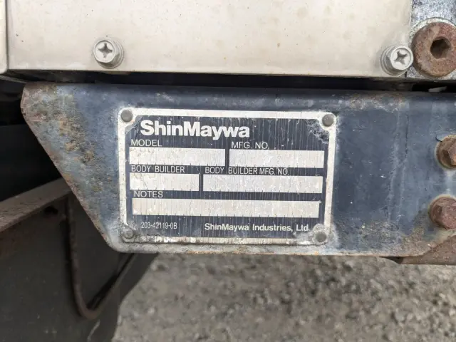 いすゞ フォワード TKG-FRR90S2(2WD)の写真9