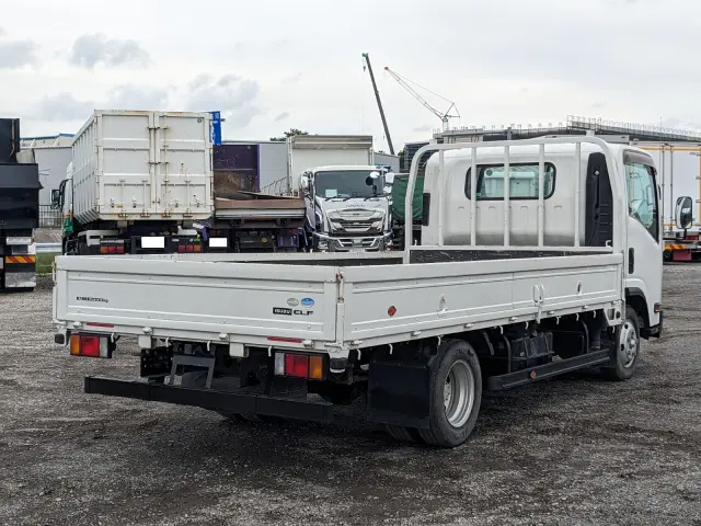 いすゞ エルフ TPG-NNR85AR(2WD)の写真4