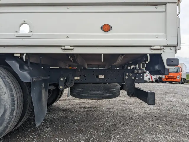 いすゞ エルフ TPG-NNR85AR(2WD)の写真16