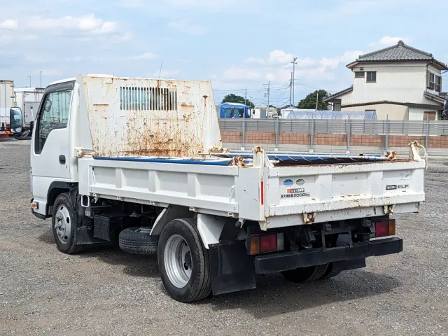 いすゞ エルフ TPG-NJR85AD(2WD)の写真3