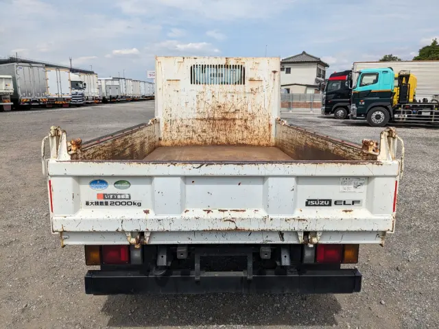 いすゞ エルフ TPG-NJR85AD(2WD)の写真5
