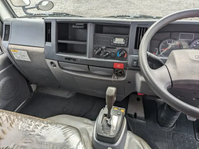 いすゞ エルフ TPG-NJR85AD(2WD)の写真27