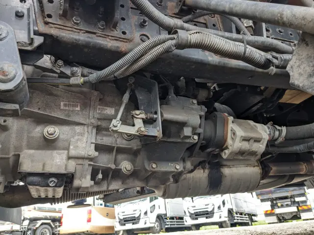 三菱 キャンター TPG-FEA50(2WD)の写真17