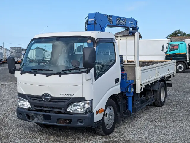 日野 デュトロ TPG-XZU650M(2WD)の写真1