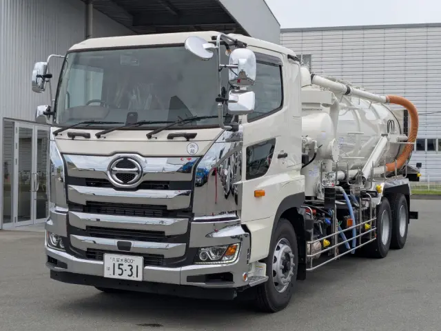 日野 プロフィア 2DG-FS1AJE(6x4)の写真1
