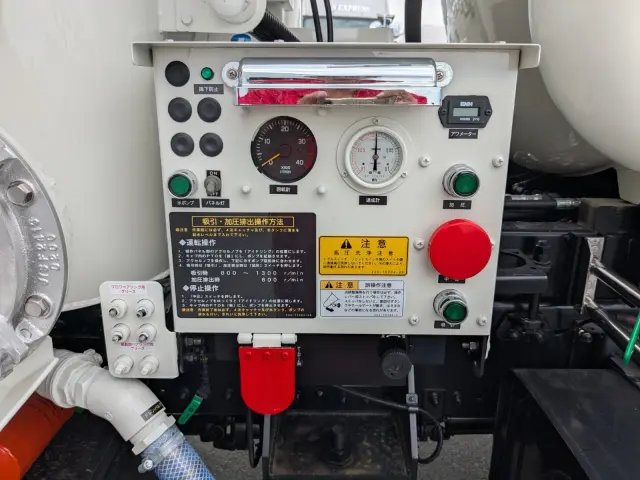 日野 プロフィア 2DG-FS1AJE(6x4)の写真17