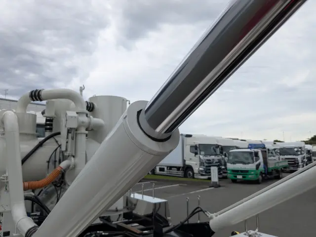 日野 プロフィア 2DG-FS1AJE(6x4)の写真34