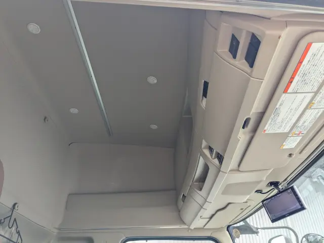 日野 レンジャー 2KG-FD2ABG(2WD)の写真10