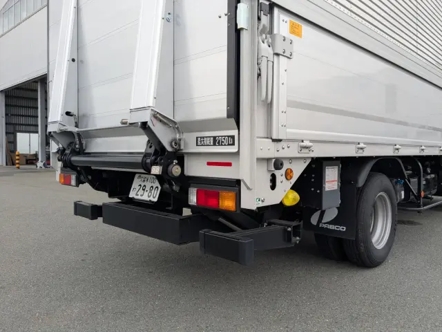 三菱 キャンター 2RG-FEB50(2WD)の写真7