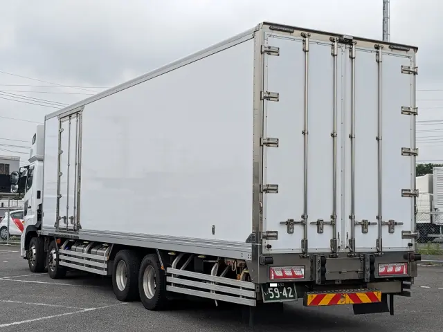 日野 プロフィア 2DG-FW1AHJ(8x4)の写真4