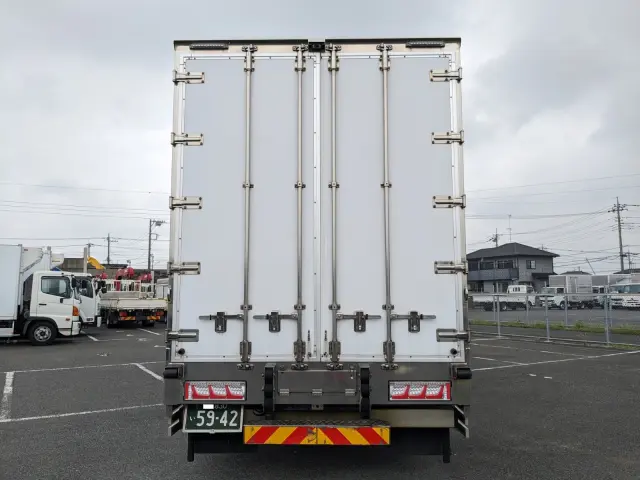 日野 プロフィア 2DG-FW1AHJ(8x4)の写真6