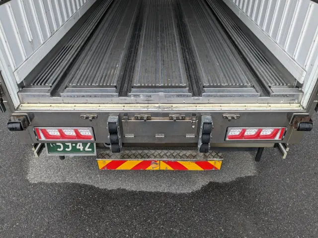 日野 プロフィア 2DG-FW1AHJ(8x4)の写真10