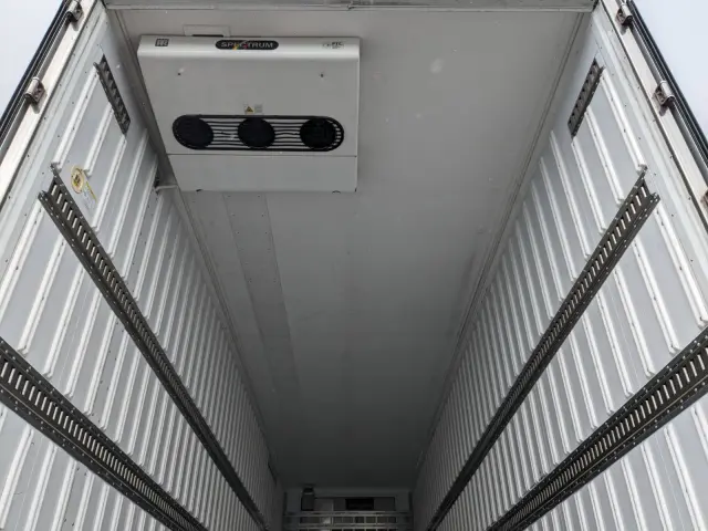 日野 プロフィア 2DG-FW1AHJ(8x4)の写真12