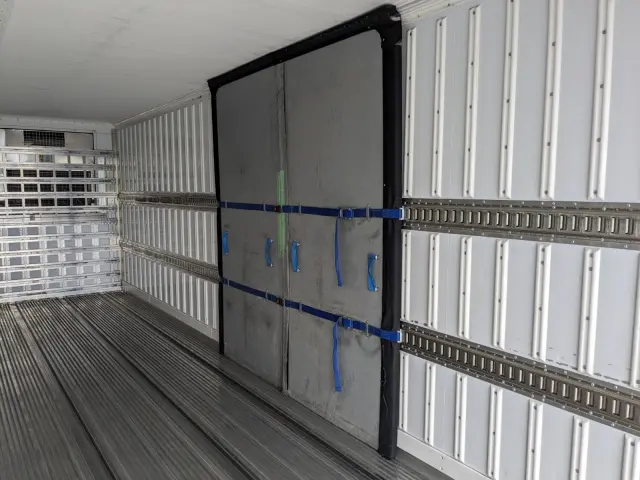 日野 プロフィア 2DG-FW1AHJ(8x4)の写真15