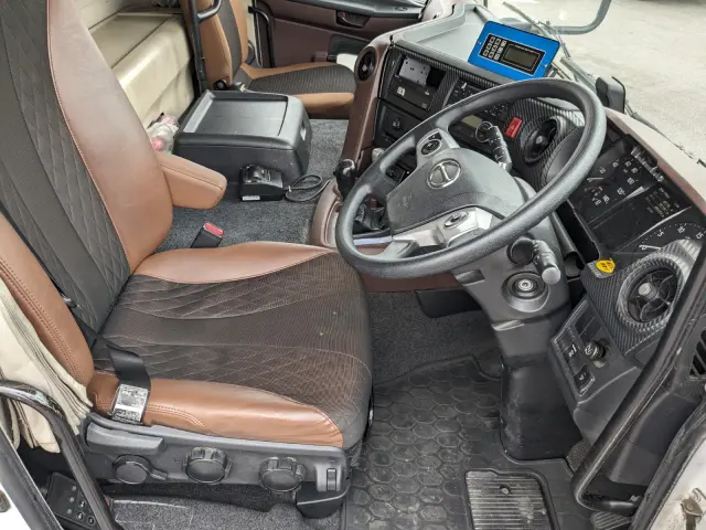 日野 プロフィア 2DG-FW1AHJ(8x4)の写真29