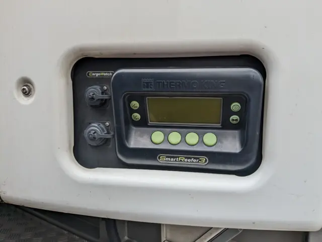 日野 プロフィア 2DG-FW1AHJ(8x4)の写真42