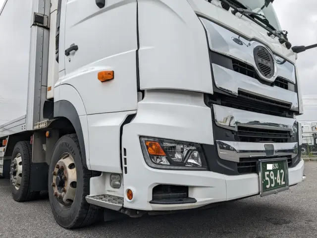 日野 プロフィア 2DG-FW1AHJ(8x4)の写真49