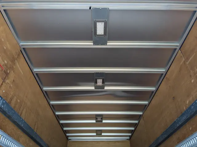 いすゞ フォワード 2RG-FRR90S2(2WD)の写真15