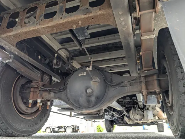 いすゞ フォワード 2RG-FRR90S2(2WD)の写真28