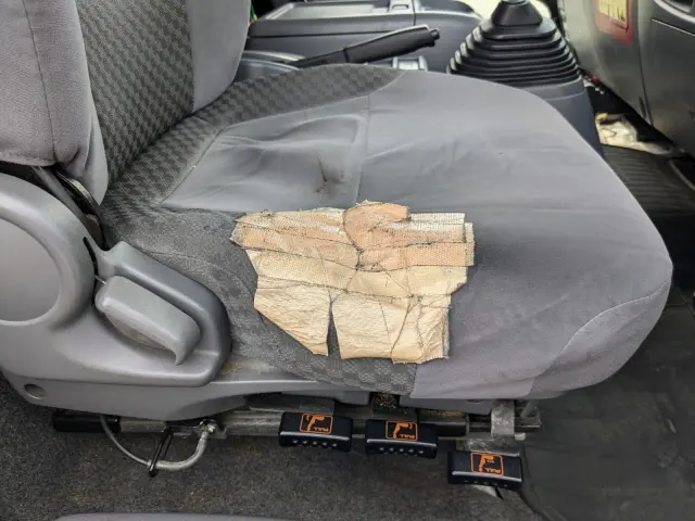 いすゞ フォワード 2RG-FRR90S2(2WD)の写真30