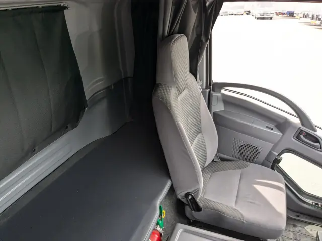 いすゞ フォワード 2RG-FRR90S2(2WD)の写真32