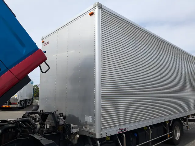 いすゞ フォワード 2RG-FRR90S2(2WD)の写真36