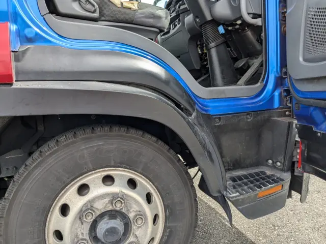 いすゞ フォワード 2RG-FRR90S2(2WD)の写真47