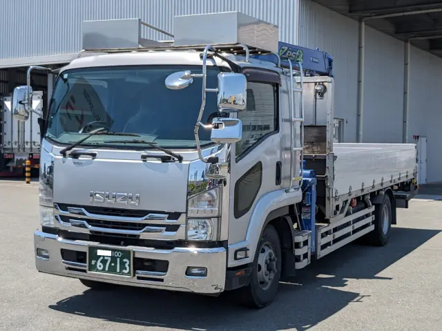 いすゞ フォワード SPG-FSR90S2(2WD)の写真1