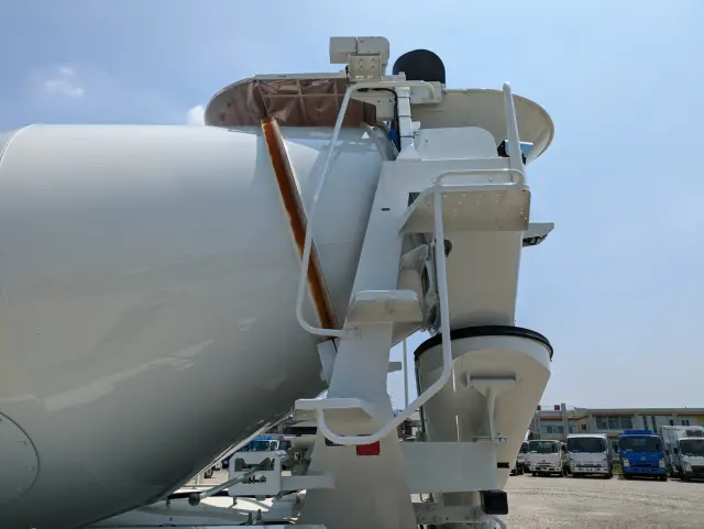 三菱 スーパーグレート 2KG-FV80GX(6x4)の写真14