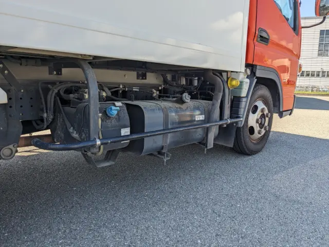 三菱 キャンター TPG-FBA20(2WD)の写真18