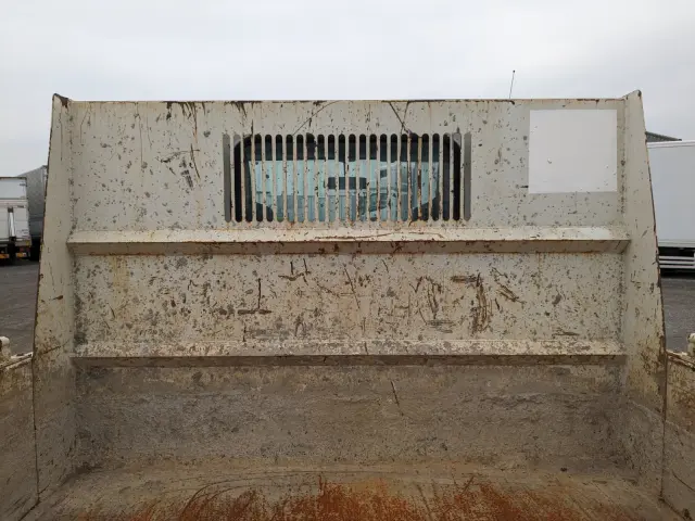 いすゞ エルフ TPG-NKR85AD(2WD)の写真14