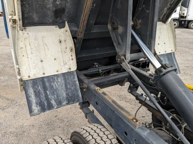 いすゞ エルフ TPG-NKR85AD(2WD)の写真31