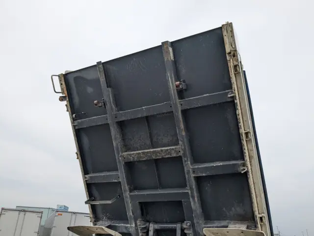 いすゞ エルフ TPG-NKR85AD(2WD)の写真31