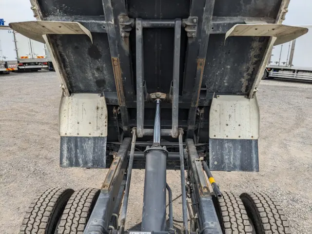 いすゞ エルフ TPG-NKR85AD(2WD)の写真34