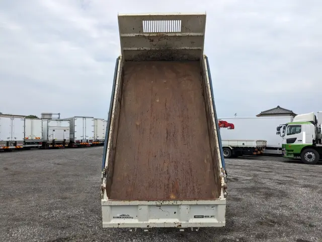 いすゞ エルフ TPG-NKR85AD(2WD)の写真9