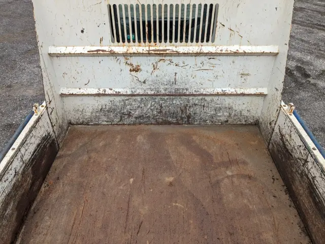 いすゞ エルフ TPG-NKR85AD(2WD)の写真13