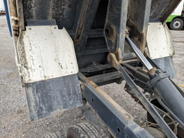 いすゞ エルフ TPG-NKR85AD(2WD)の写真31