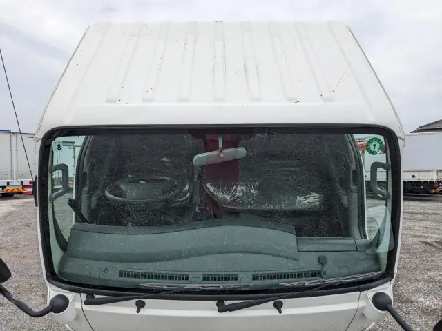 いすゞ エルフ TPG-NKR85AD(2WD)の写真43