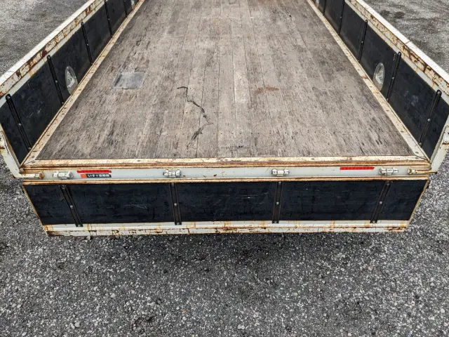 いすゞ フォワード 2PG-FRR90S1(2WD)の写真9