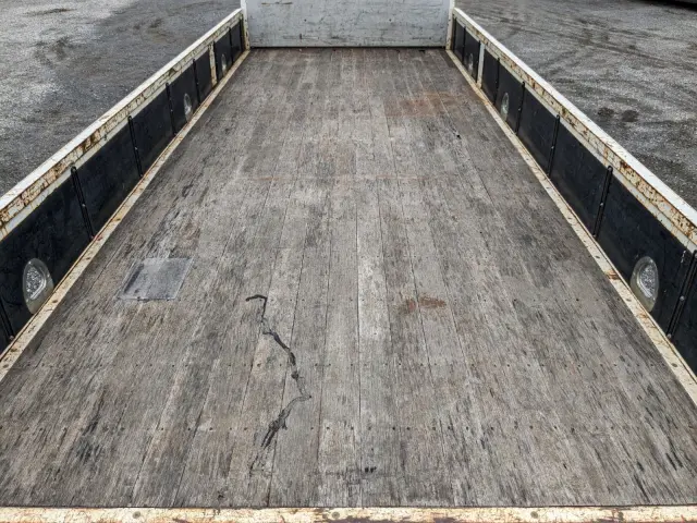 いすゞ フォワード 2PG-FRR90S1(2WD)の写真10