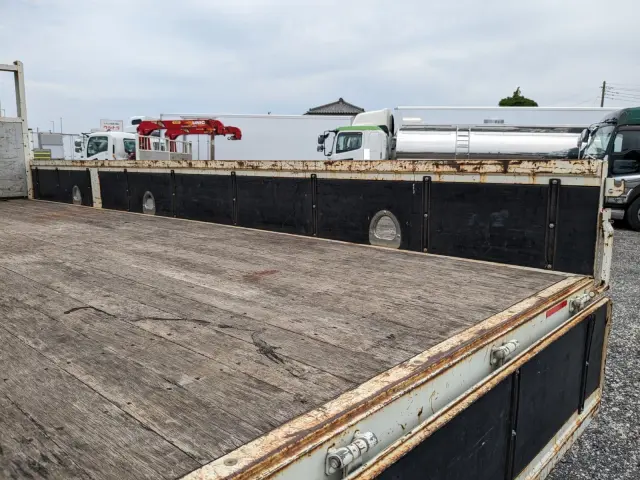 いすゞ フォワード 2PG-FRR90S1(2WD)の写真14