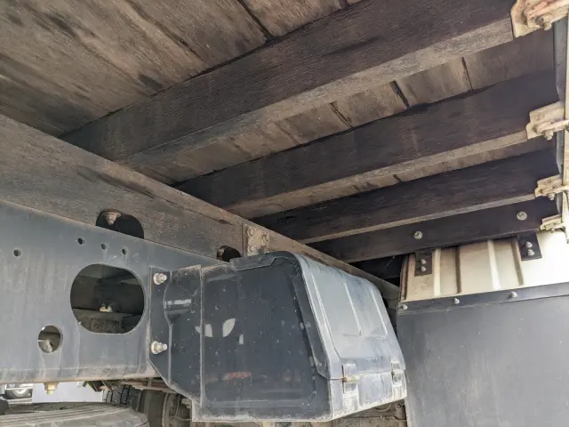 いすゞ フォワード 2PG-FRR90S1(2WD)の写真20