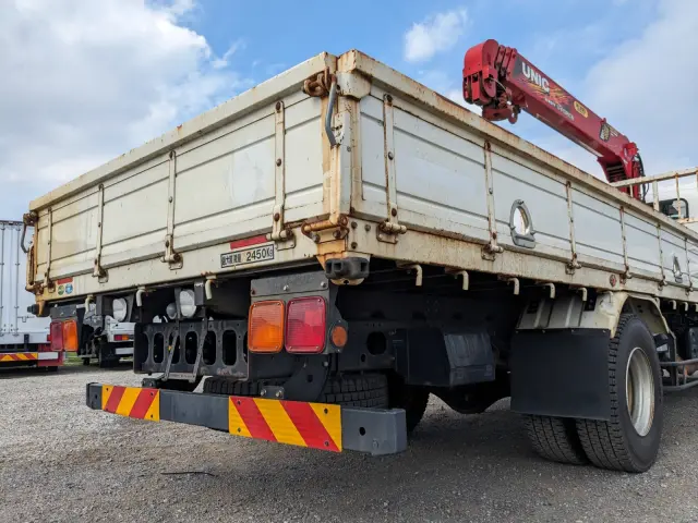 いすゞ フォワード 2PG-FRR90S1(2WD)の写真6