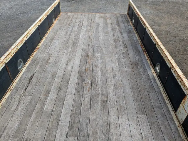 いすゞ フォワード 2PG-FRR90S1(2WD)の写真14